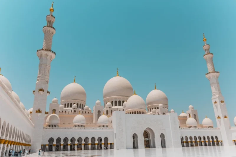 Menggali Keajaiban Masjid Al-Hadid: Pusat Belajar dan Spiritual di Tengah Kampus PNC